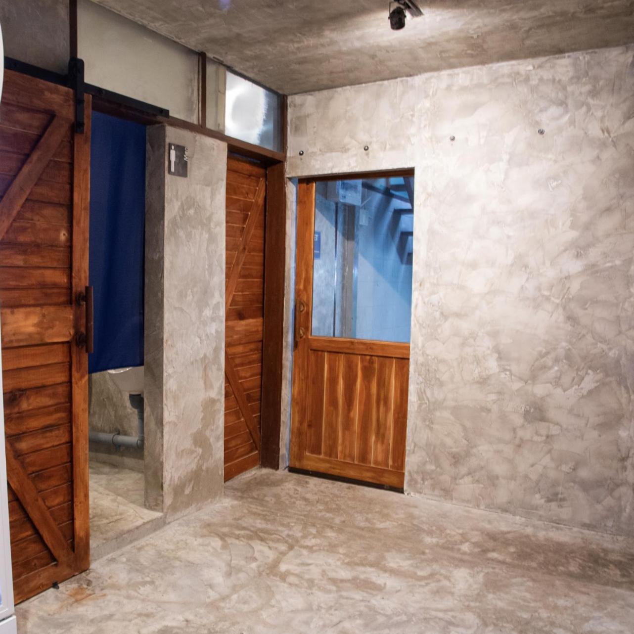 Area81 Hideout Hostel Bangkok Zewnętrze zdjęcie
